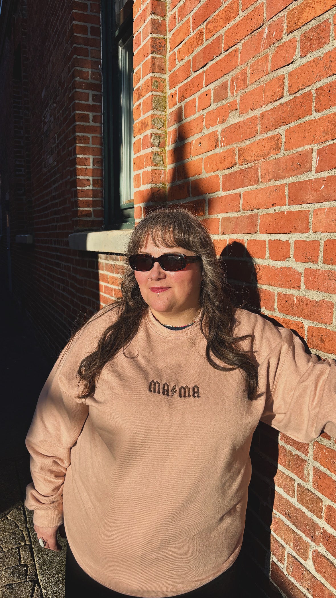 Mama Embroidered Gothic Crewneck Sweatshirt