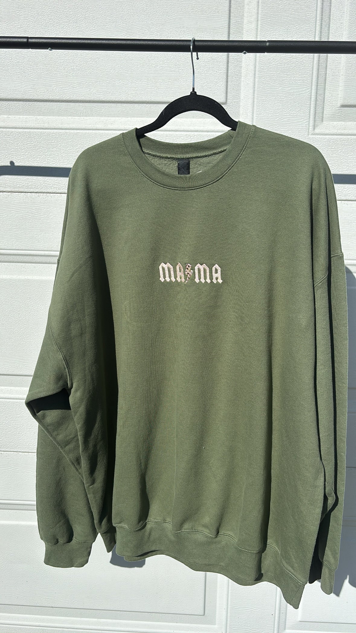 Mama Embroidered Gothic Crewneck Sweatshirt